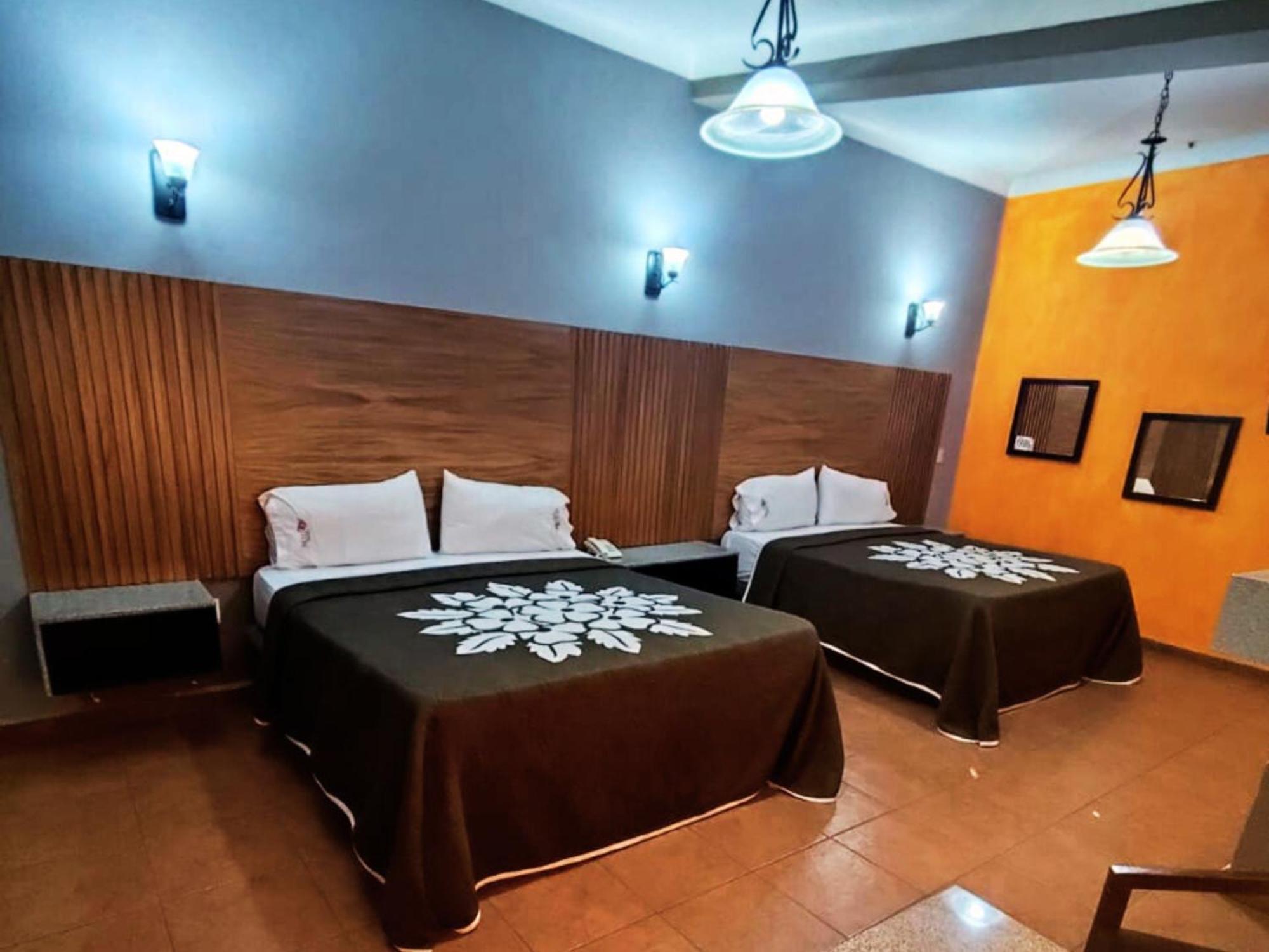 Hotel Aquiles Guadalajara Cameră foto