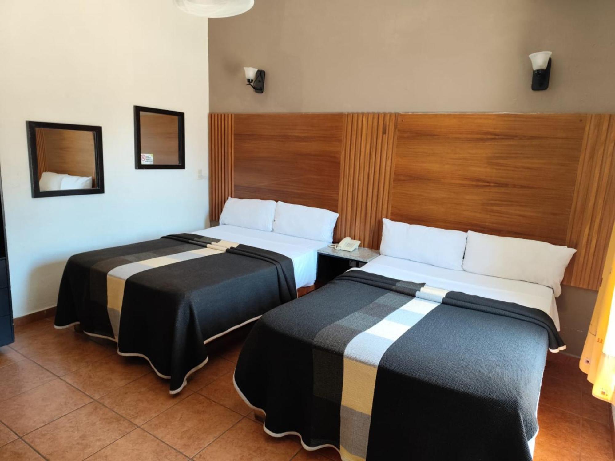 Hotel Aquiles Guadalajara Cameră foto
